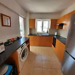 Large Apt 2 Bedrooms Sea View & 2 Balconies Lägenhet *